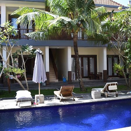 Dabumito Guest House Canggu Εξωτερικό φωτογραφία
